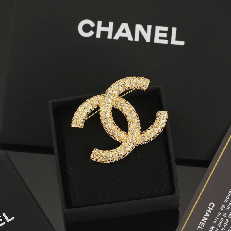 Ch*el brooches